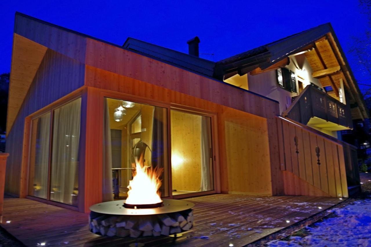 Chalet La Ciaseta Pozza di Fassa Luaran gambar